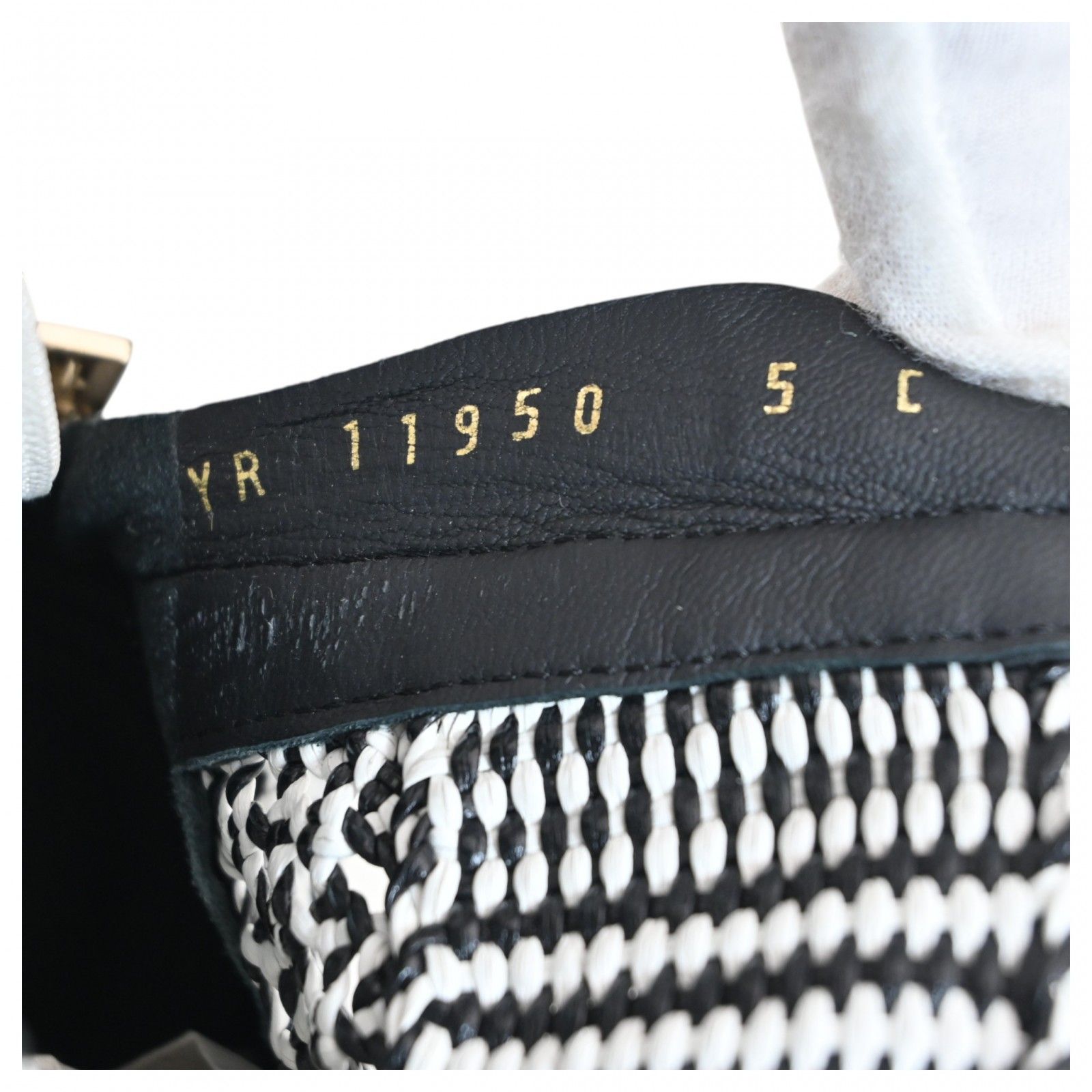  サルヴァトーレフェラガモ ショートブーツ ホワイト×ブラック Aランク sf 5612 cv その他 ブーツ