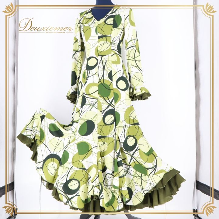 フラメンコ 衣装 マンサニージャ Manzanilla ワンピース ドレス ボランテ フリル 模様 柄 ダンス パーティ 発表会 マルチ グリーン系 ホワイト系 おしゃれ デザイン スタイリッシュ マルチ レトロ スカート コスチューム イベント