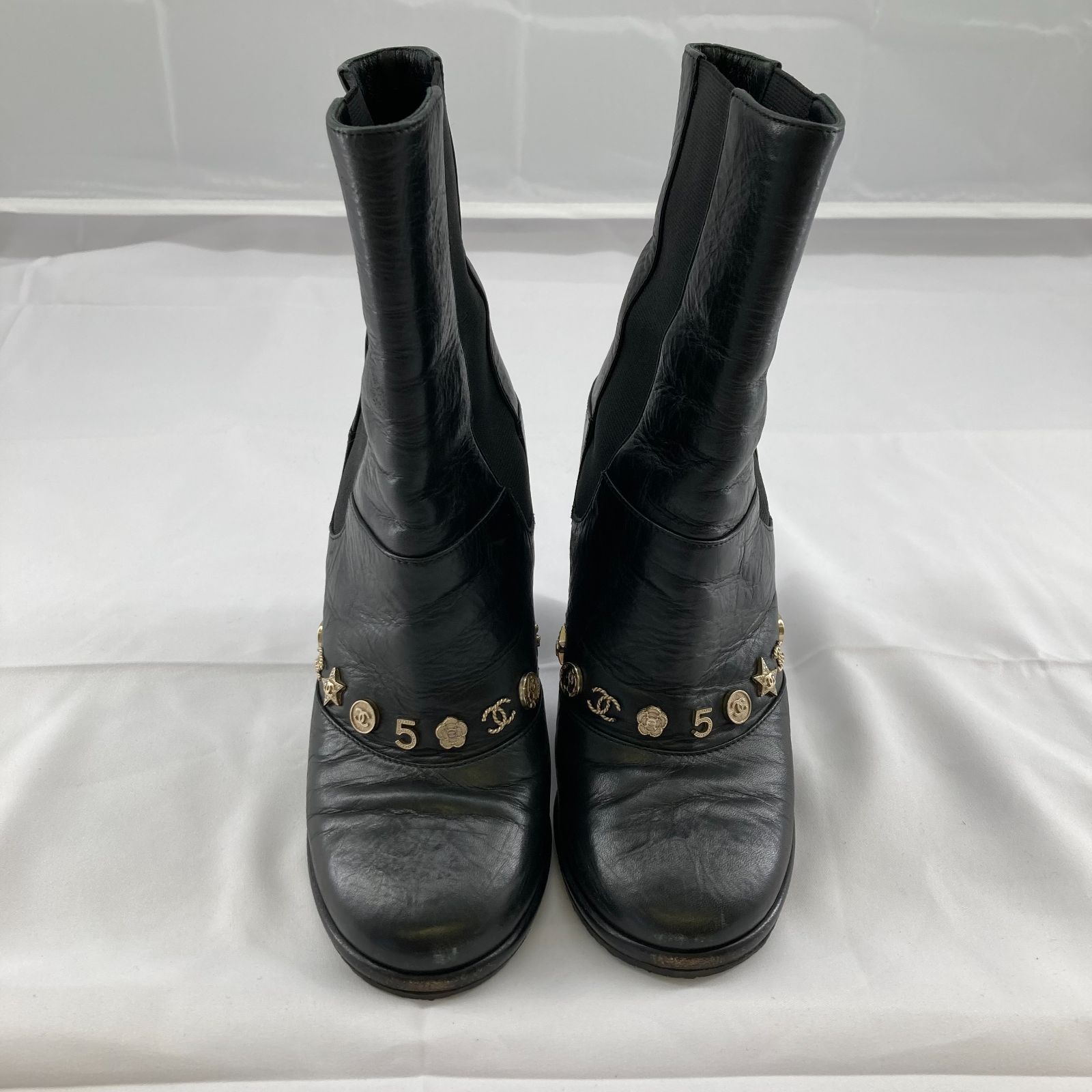 CHANEL ブラックレザー サイドゴアブーティ CHANEL（シャネル）サイドゴアブーティ ブラック 35cm - メルカリ