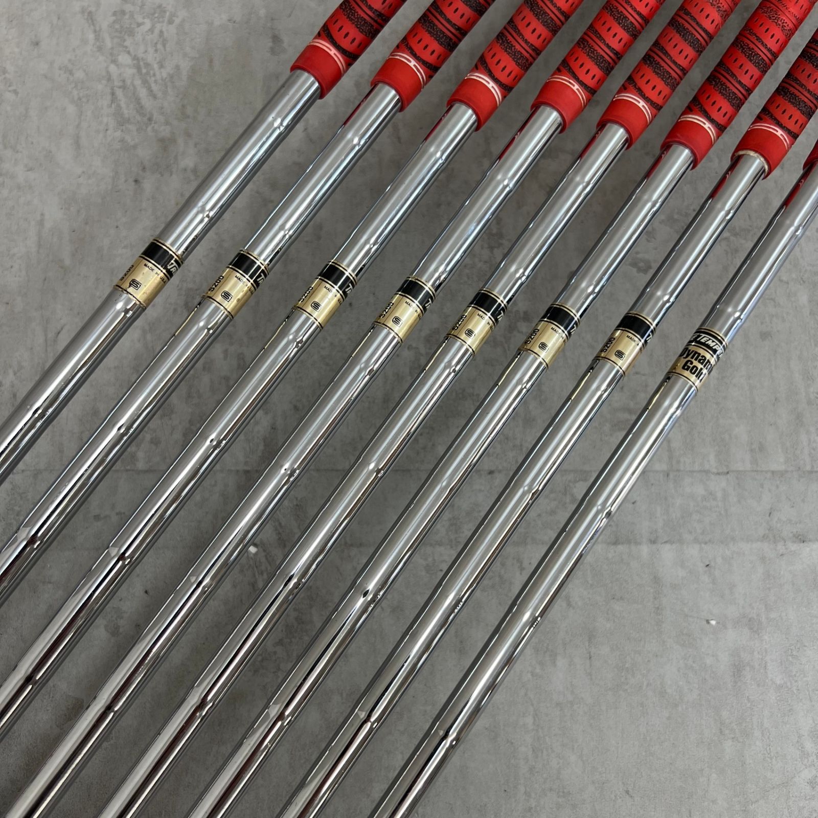 ツアーステージ X-BLADE