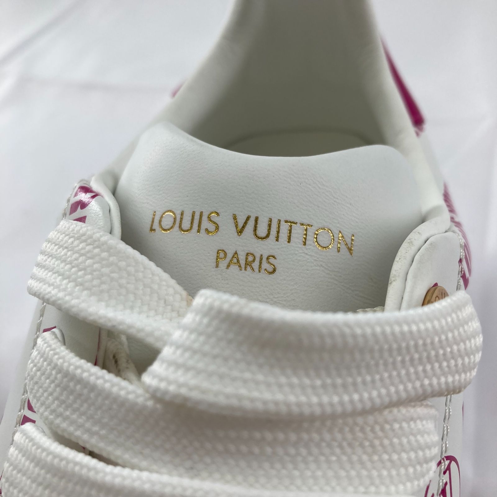 LOUIS VUITTON(ルイヴィトン) ロゴプリント M10433 スニーカー サイズ