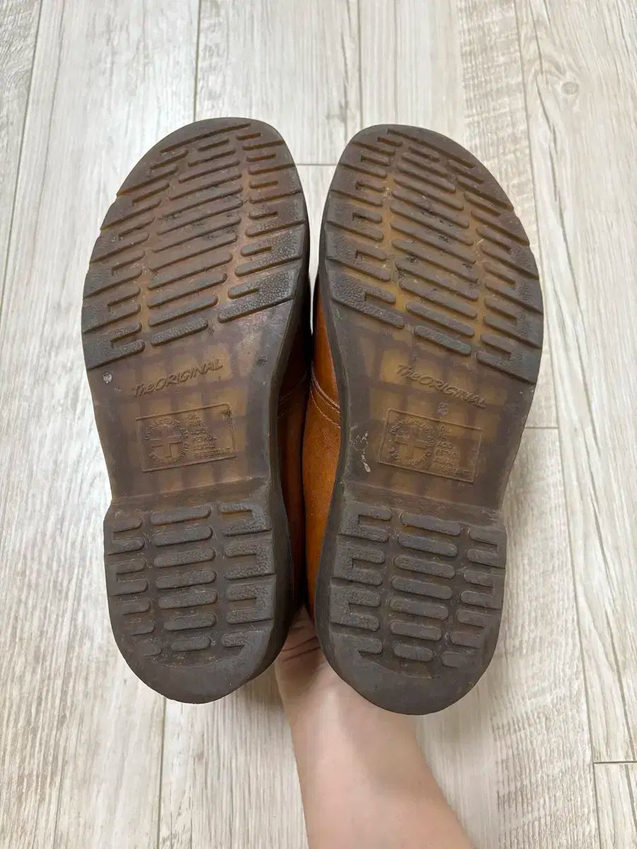 3ホール ブラウン