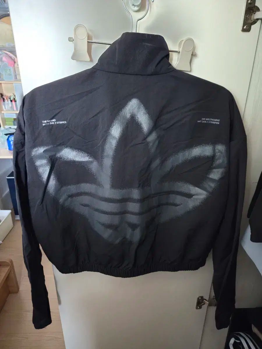 アディダス セットアップ Mサイズ シャカシャカ素材