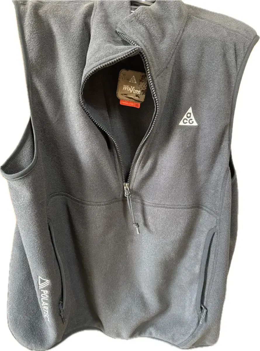 ナイキ ACG ウルフツリー ベスト L 100