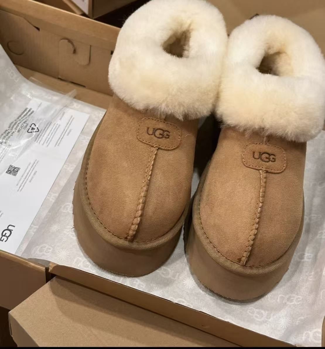 UGG アグ