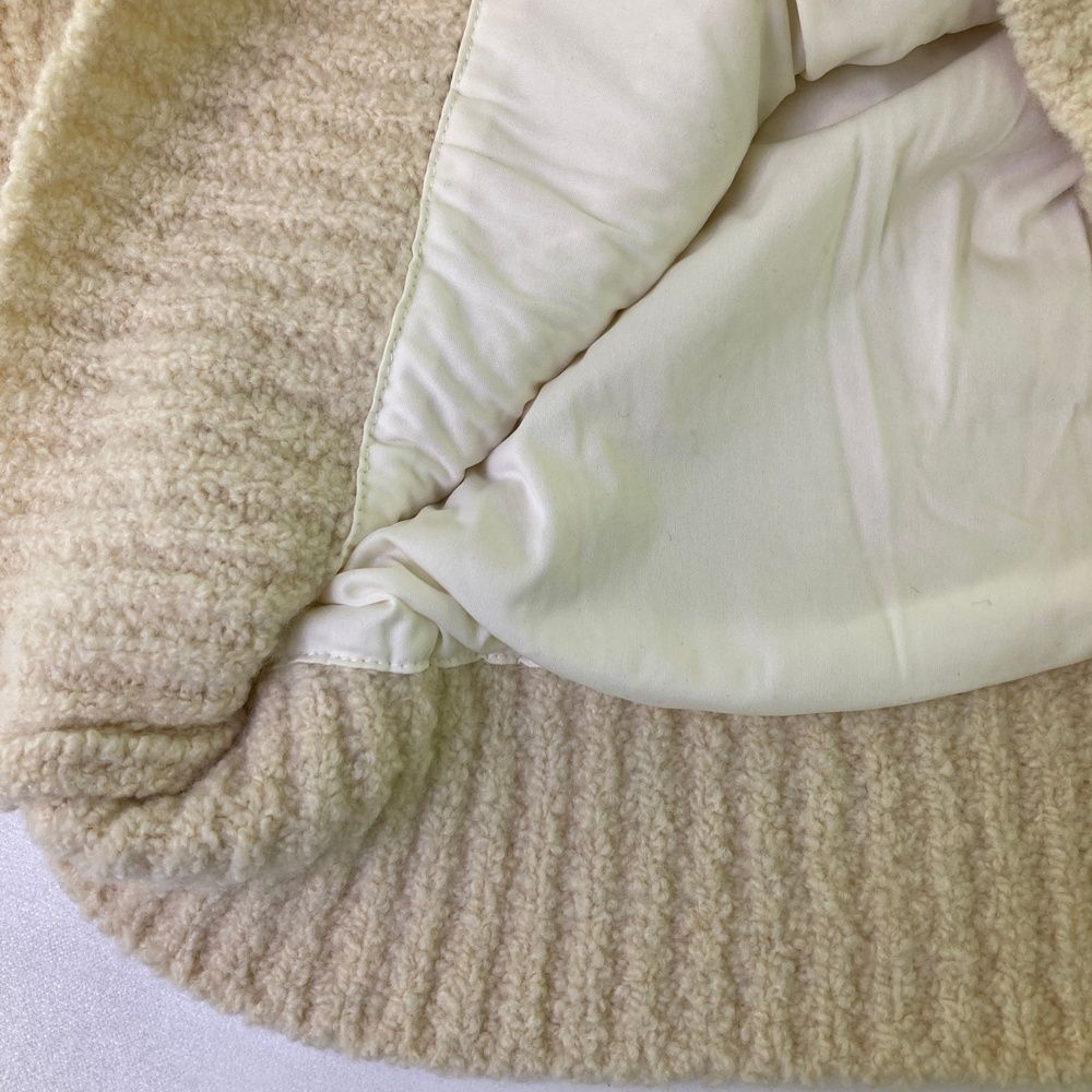 ニットセーター