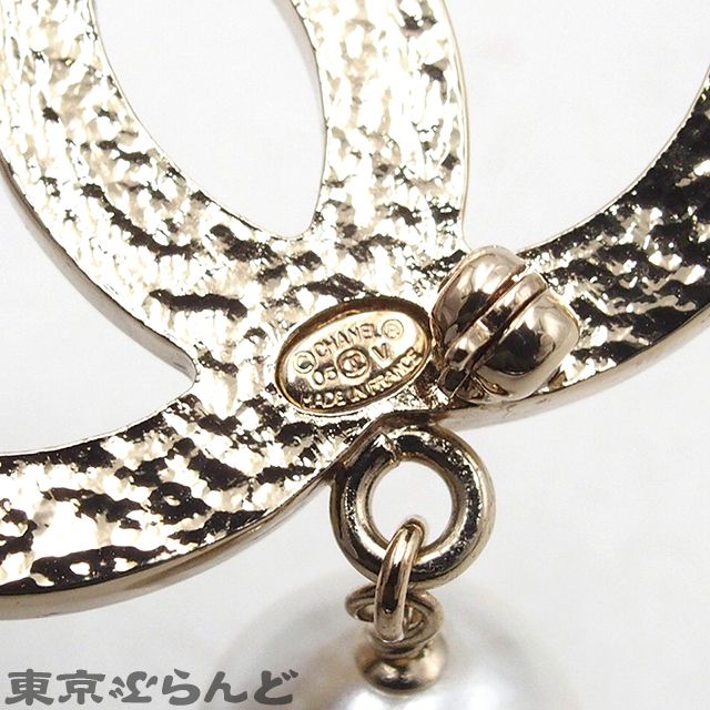 フェイクパール ココマーク