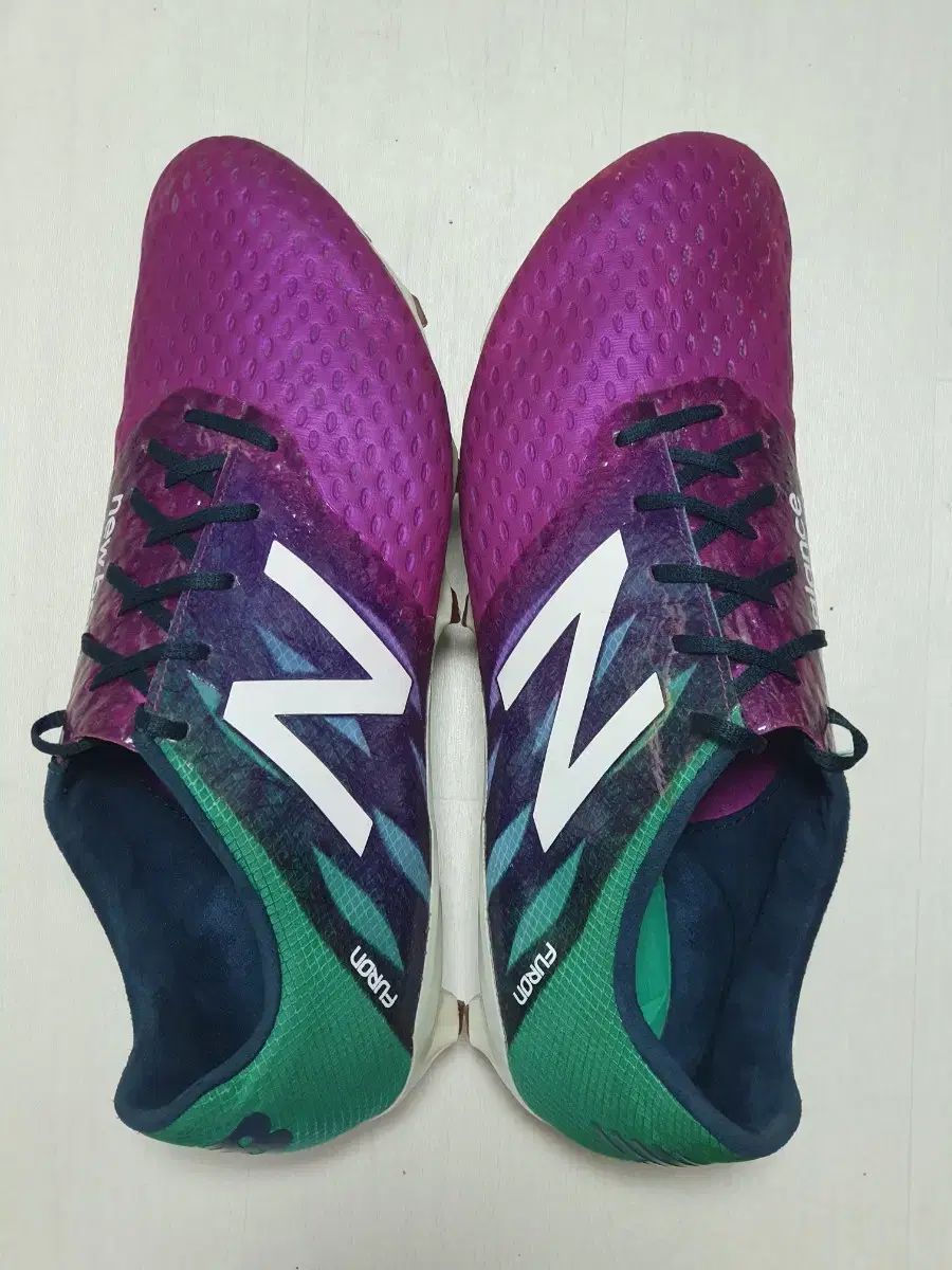  ニュー ンス フューロン プロ FG フットサルシューズ シューズ