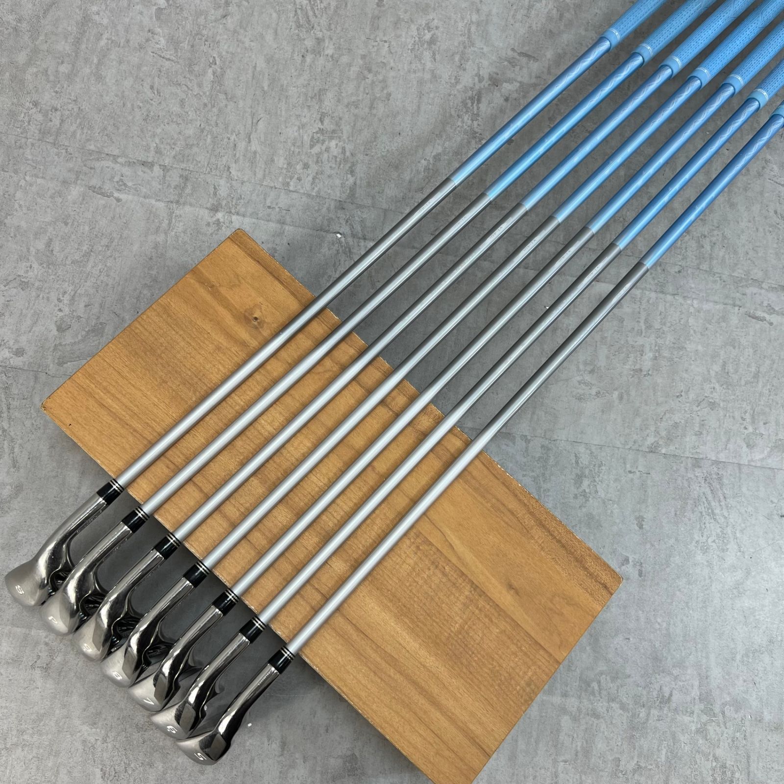 良品　ツアーステージ　ViQ CL　レディースゴルフアイアン6本セット　右　L ツアーステージViQ CL アイアン レディース 良品 ブリヂストンツアー