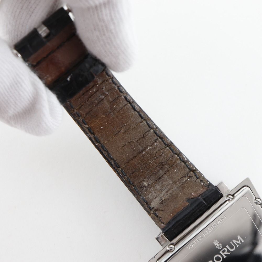  CORUM コルム トラピーズ 106 404 20 ステンレススチール クロコダイル クオーツ アナログ表示 メンズ ブラック文字盤 腕時計 その他 時計
