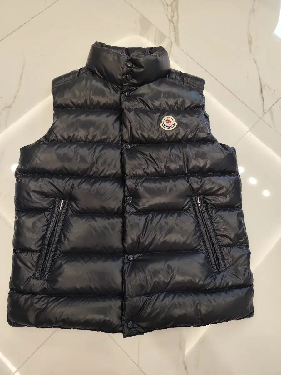 MONCLER モンクレール TIB ダウンベスト 14A