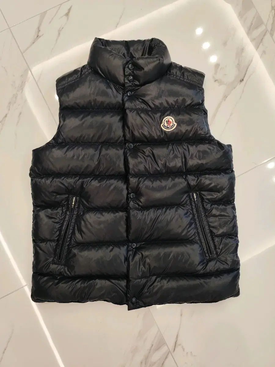 MONCLER モンクレール TIB ダウンベスト 14A