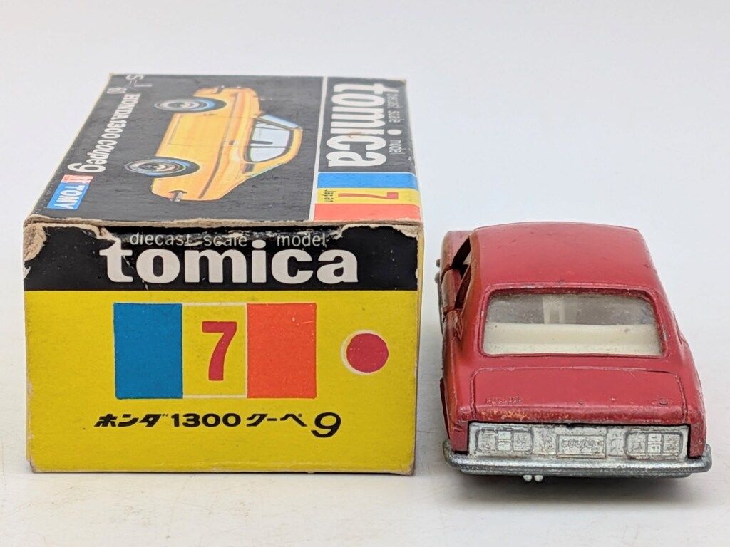 トミー トミカ黒箱