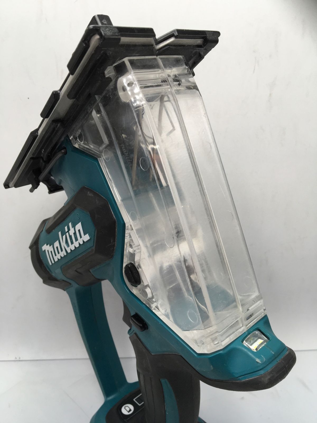 品 Makita マキタ 18v充電式ボードカッタ本体のみ SD180DZ ITRYY99ADTC8 エコツール知立店 M02