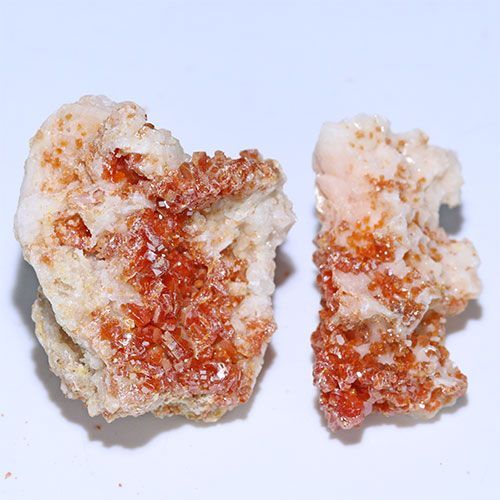 D361-25〕バナジナイト(褐鉛鉱) モロッコ産 Vanadinite 2個 鉱物原石