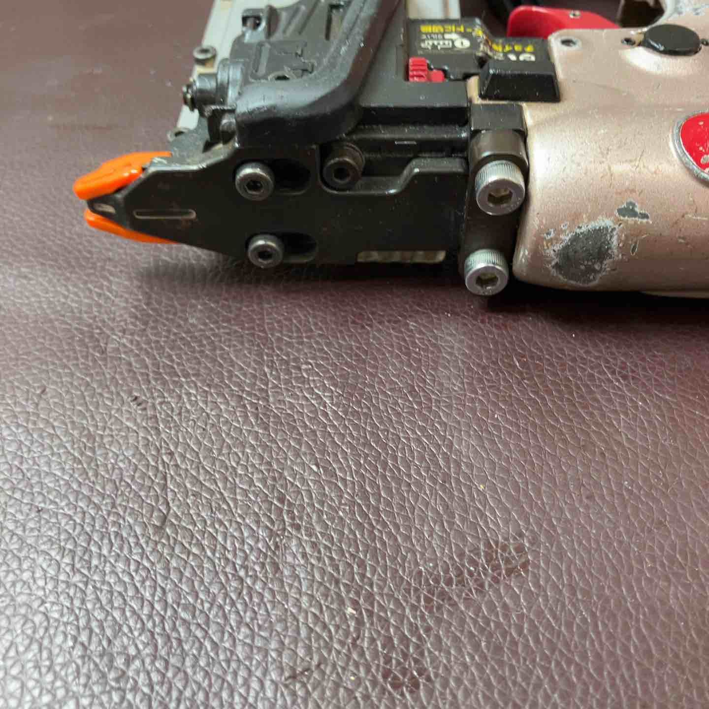 高圧ピンネイラ