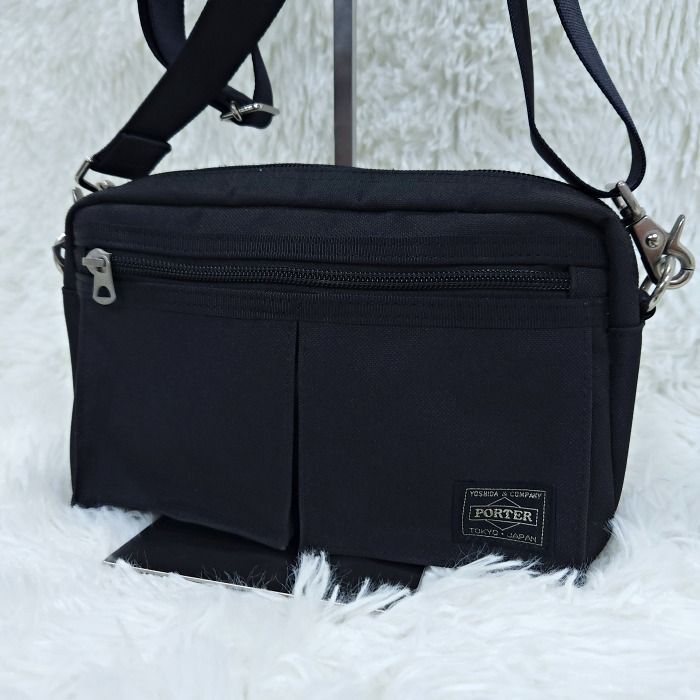PORTER ブラック ショルダーバッグ 美品 PORTER(ポーター) ⁄ SMOKY