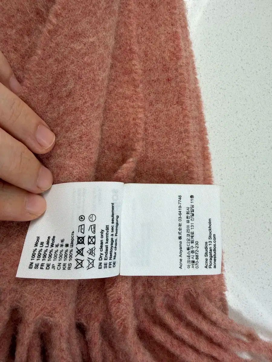  アクネストゥディオズ ナロー マフラー ほぼ マフラー 小物