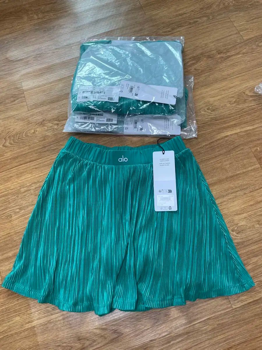 スカート カーディガン