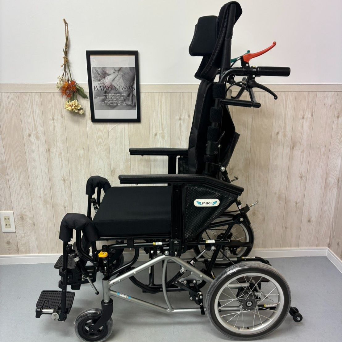CRT-WR Miki 介助型車椅子 ティルト リクライニング 車椅子 介助式 CRTシリーズ ミキ 介護用品
