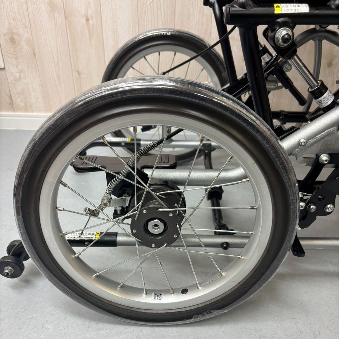 Miki 介助型車椅子