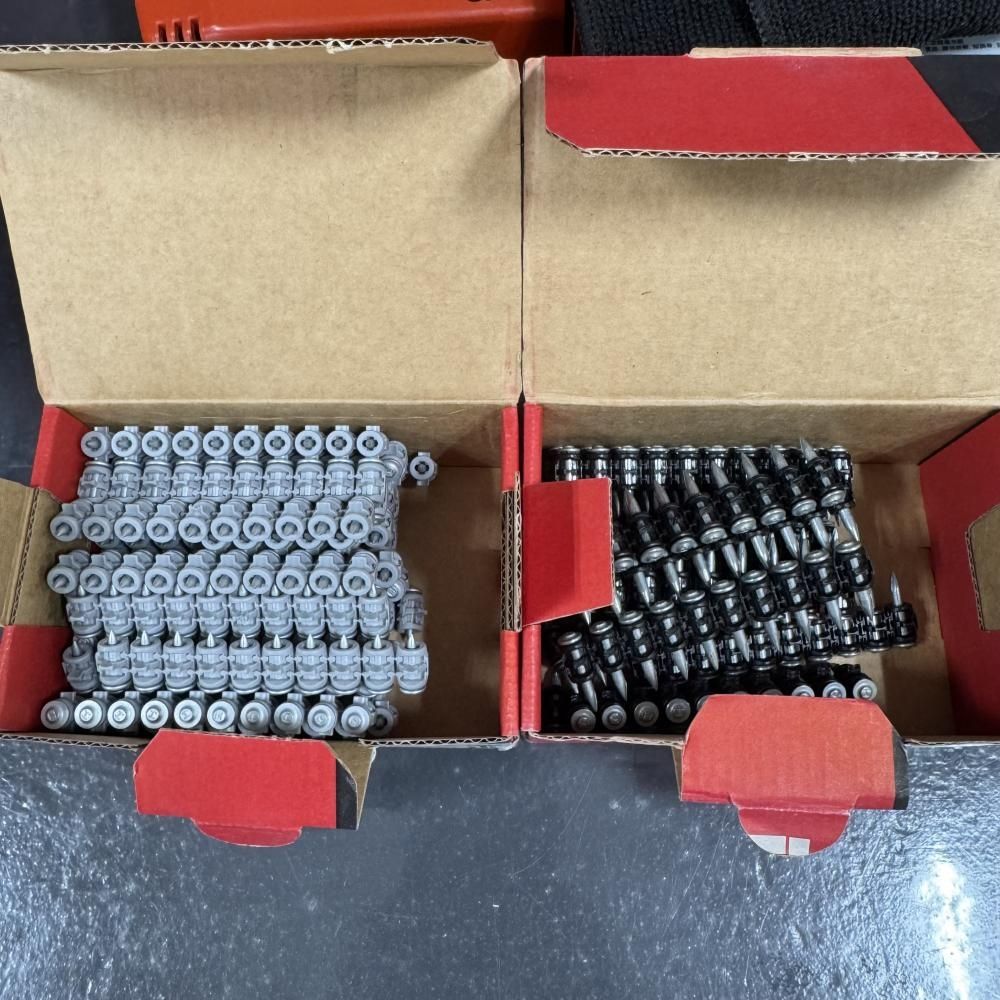 ME 充電式コンクリートピンネイラ