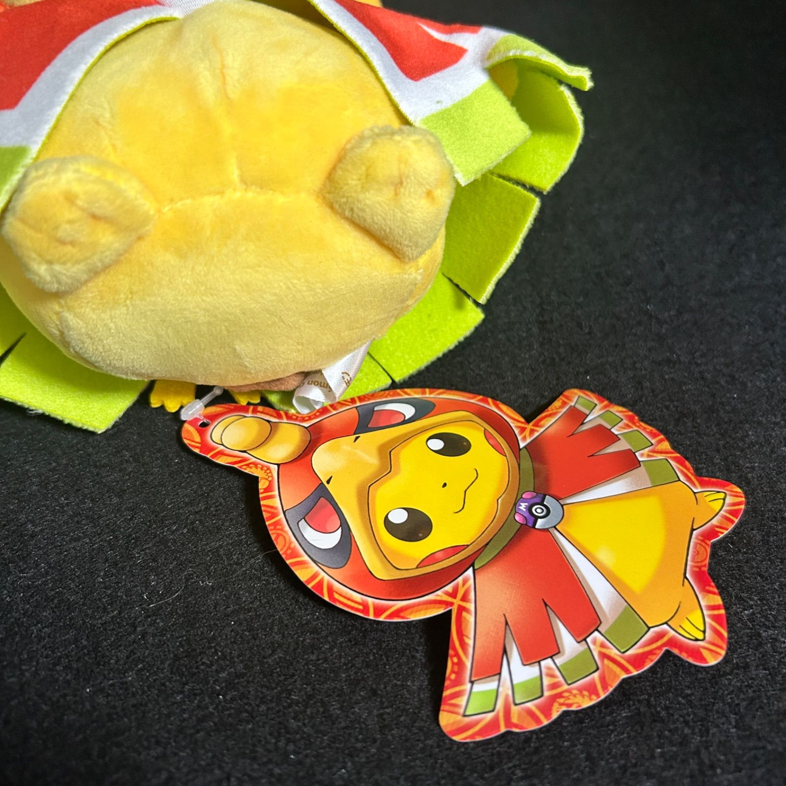 ホウオウポンチョのピカチュウ ぬいぐるみ ポケットモンスター