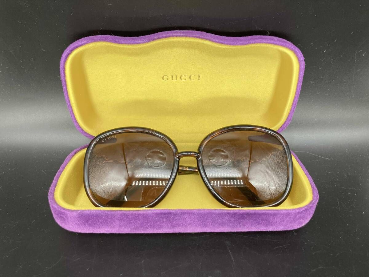 GUCCI GG0892SA サングラス 小物