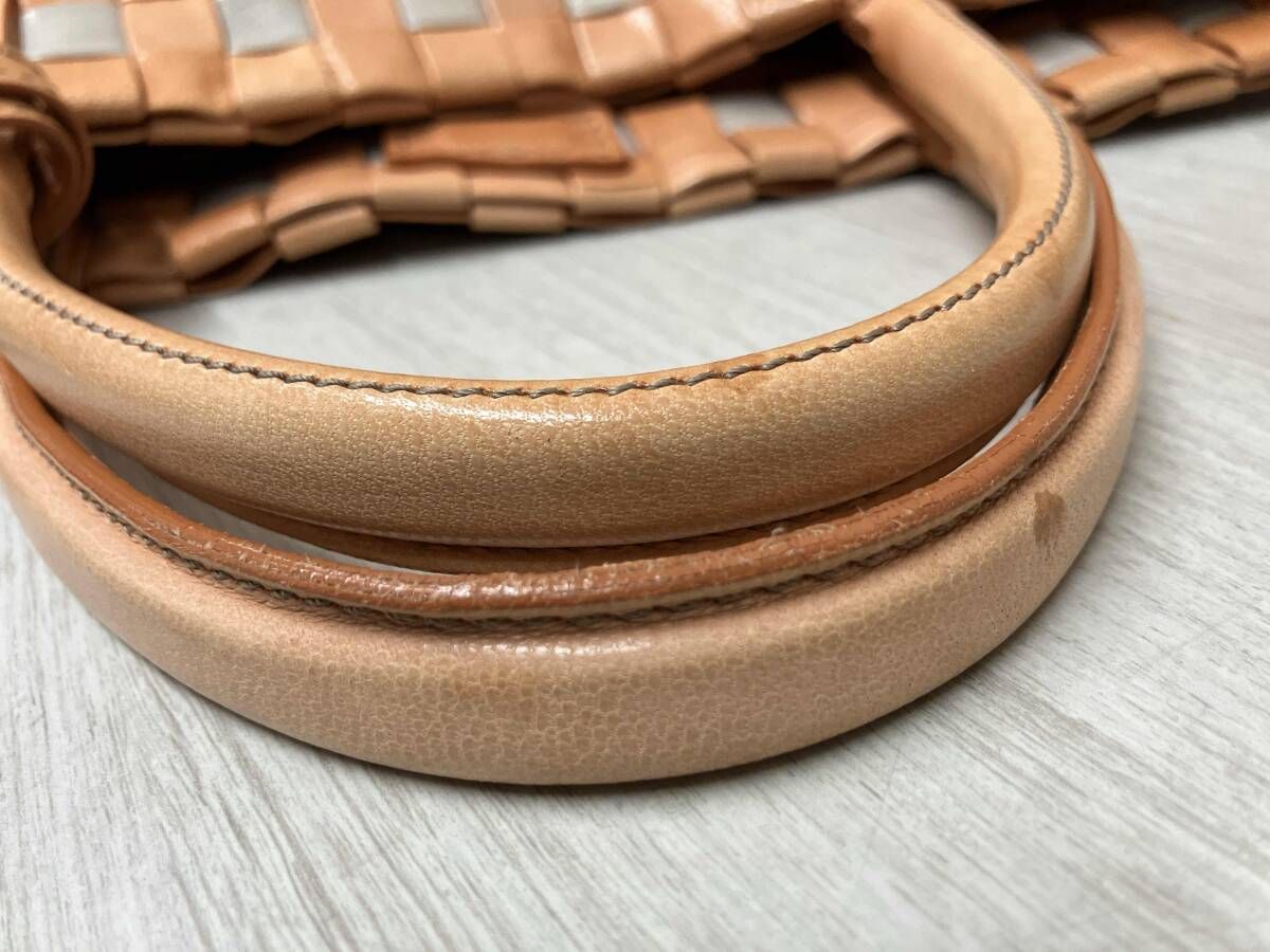 イントレチャート