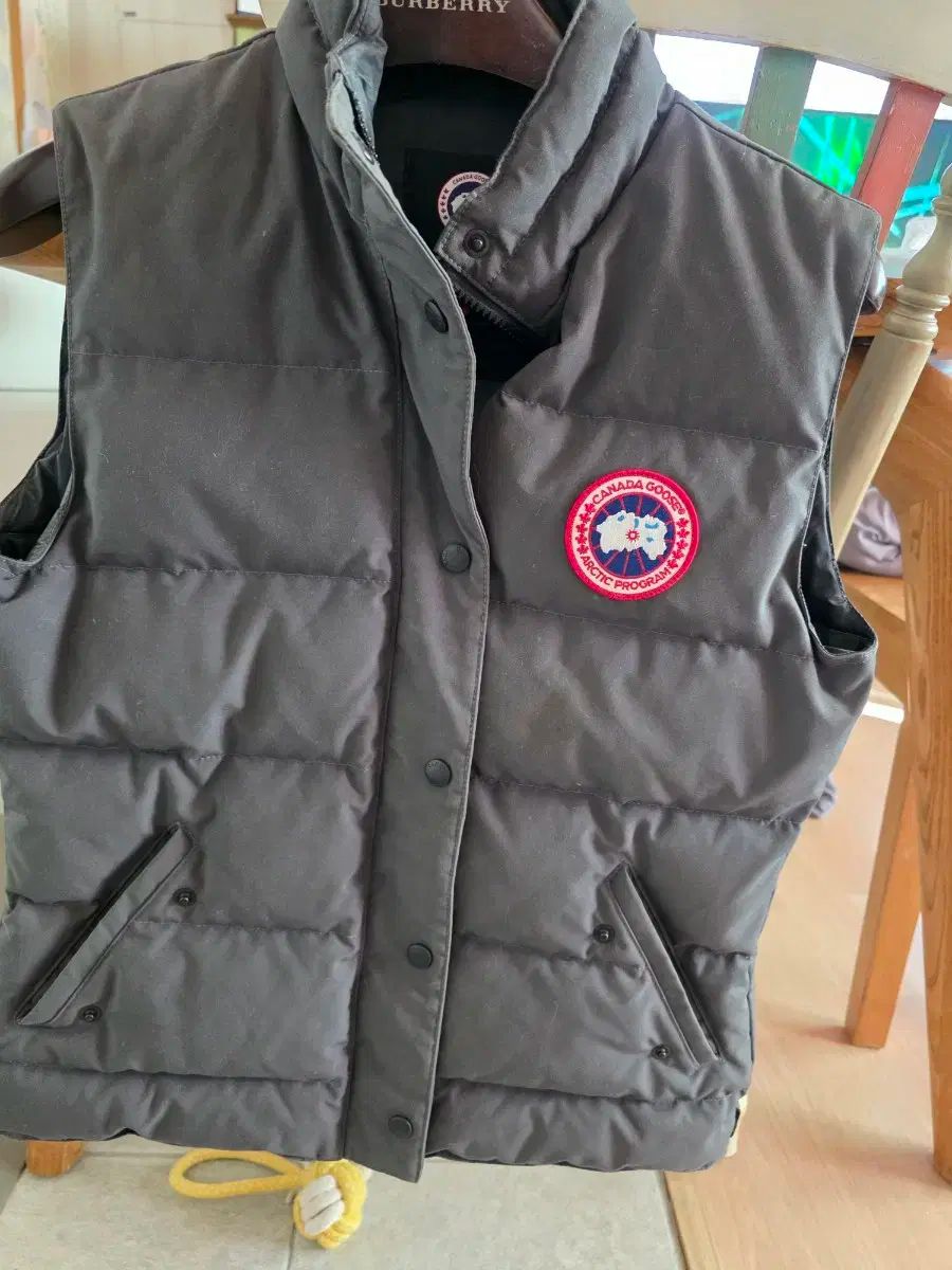 Canada Goose カナダグース ダウン ベスト