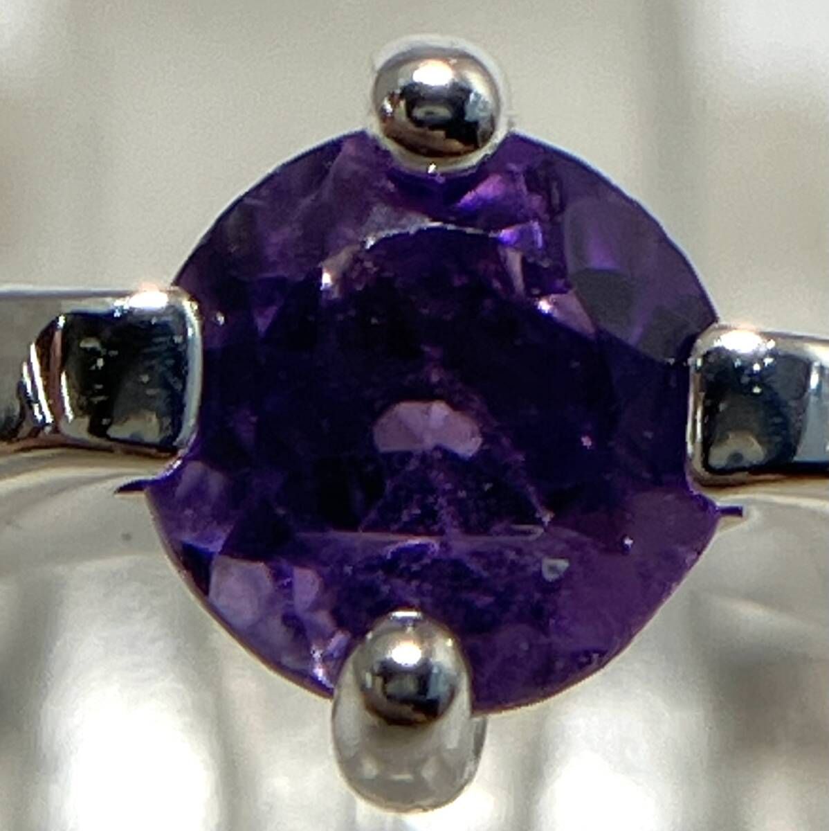 新品仕上済み 鑑別書付き K14WG 天然アメシスト リング 3号 1.1g