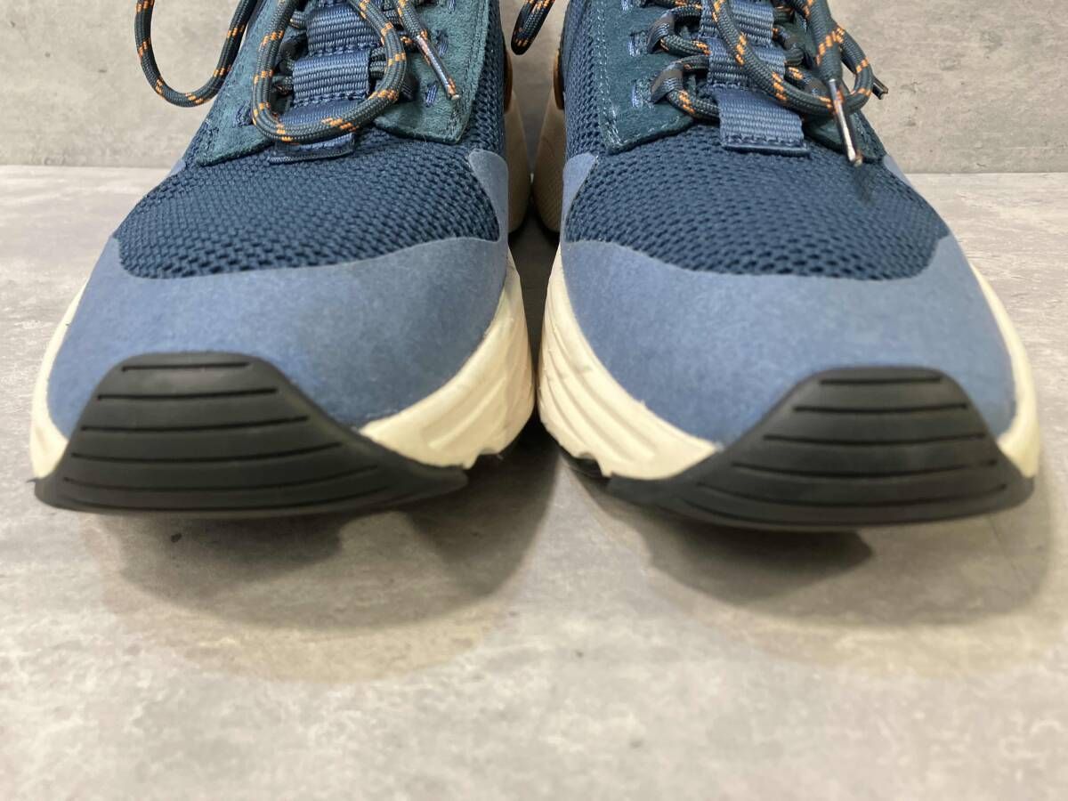 マルチ スニーカー