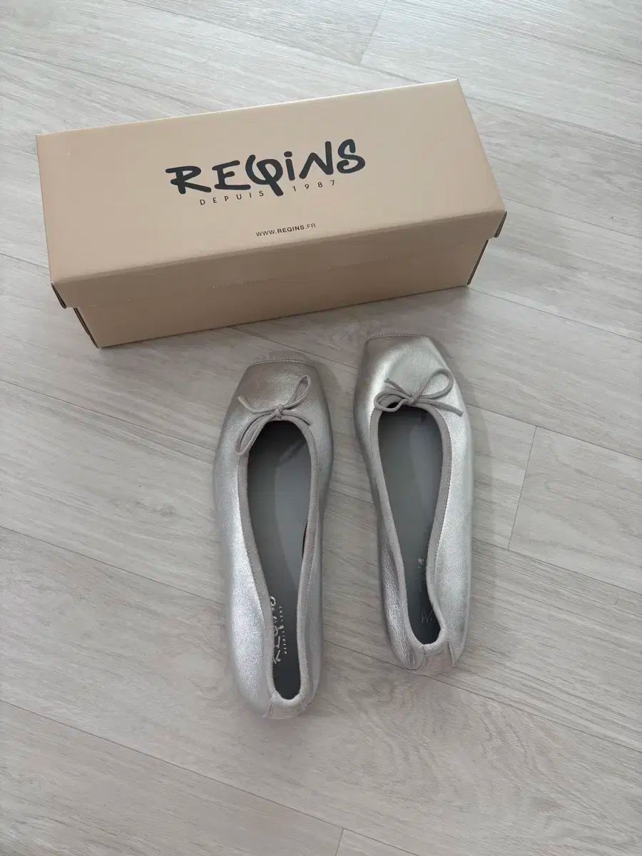 REQINS シルバー ハーモニー フラット 240 245