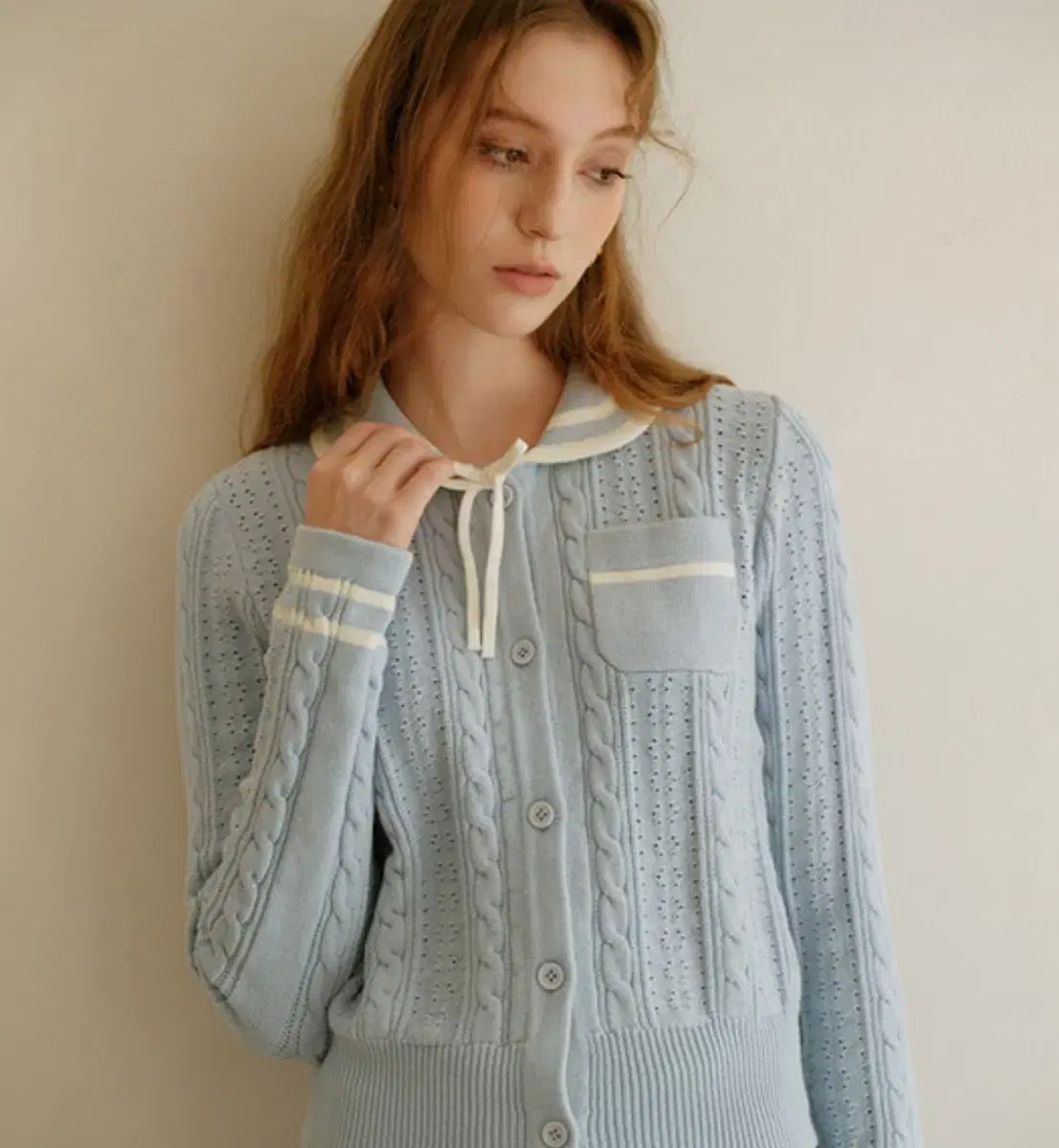 入会費無料。 スエードスカイブルーケーブルニットカーディガン S