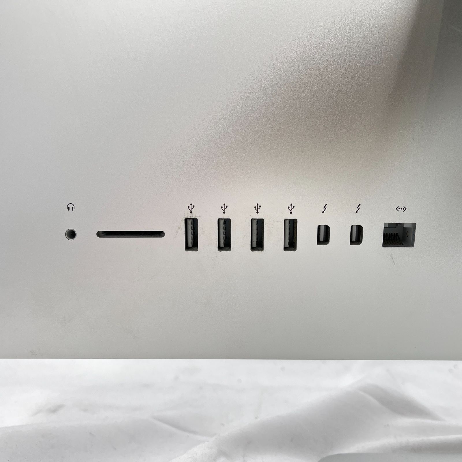 ☆初期化済み☆ Apple iMac (21.5-inch, Late2015) A1418 [Core i5