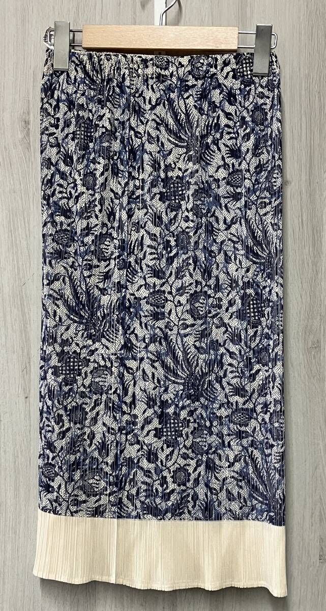 PLEATS PLEASE PP72-JG814 スカート サイズ2