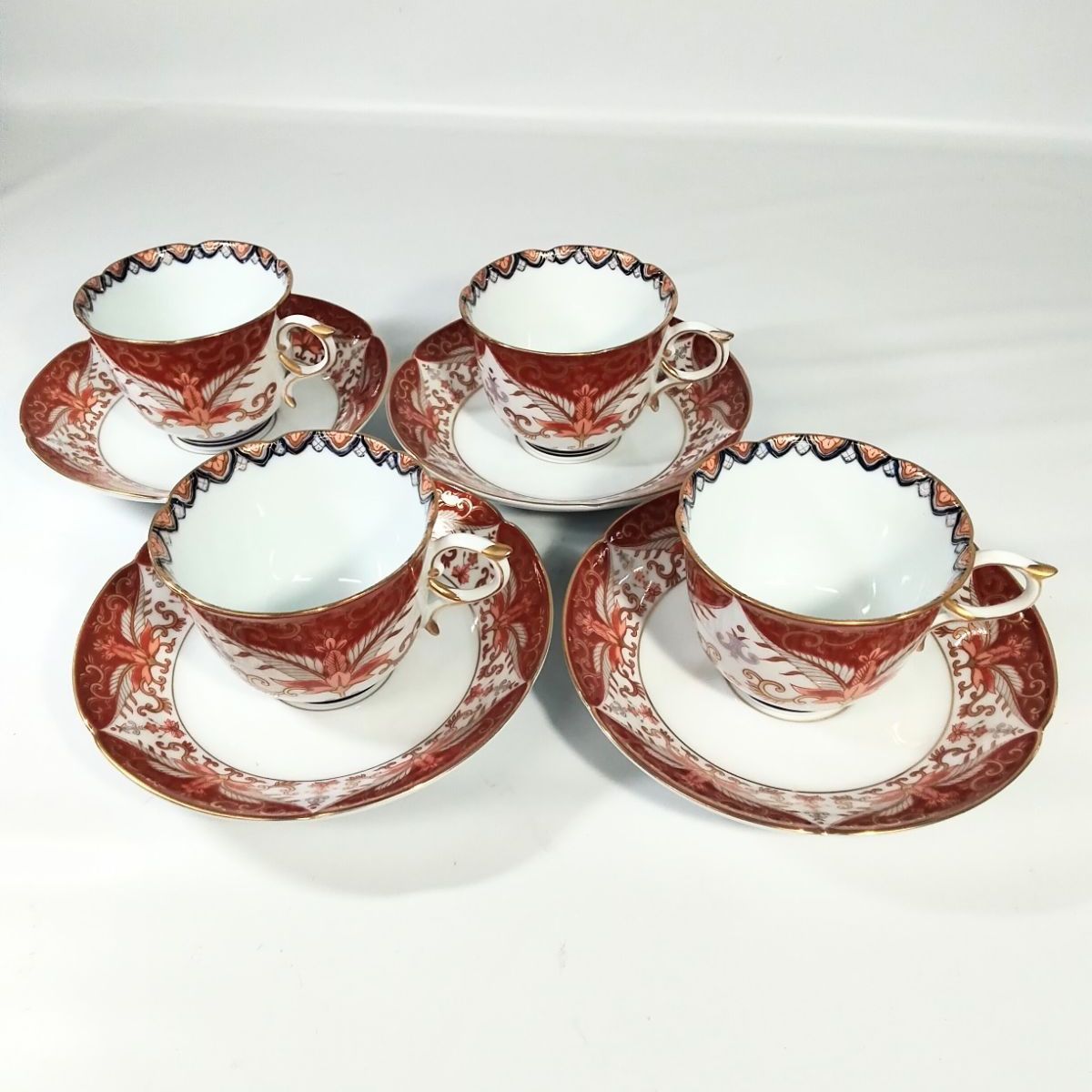 有田焼其泉作 赤濃金彩唐草 カップ＆ソーサー4客 中皿 約16cm 5枚 計9点セット NO 01051