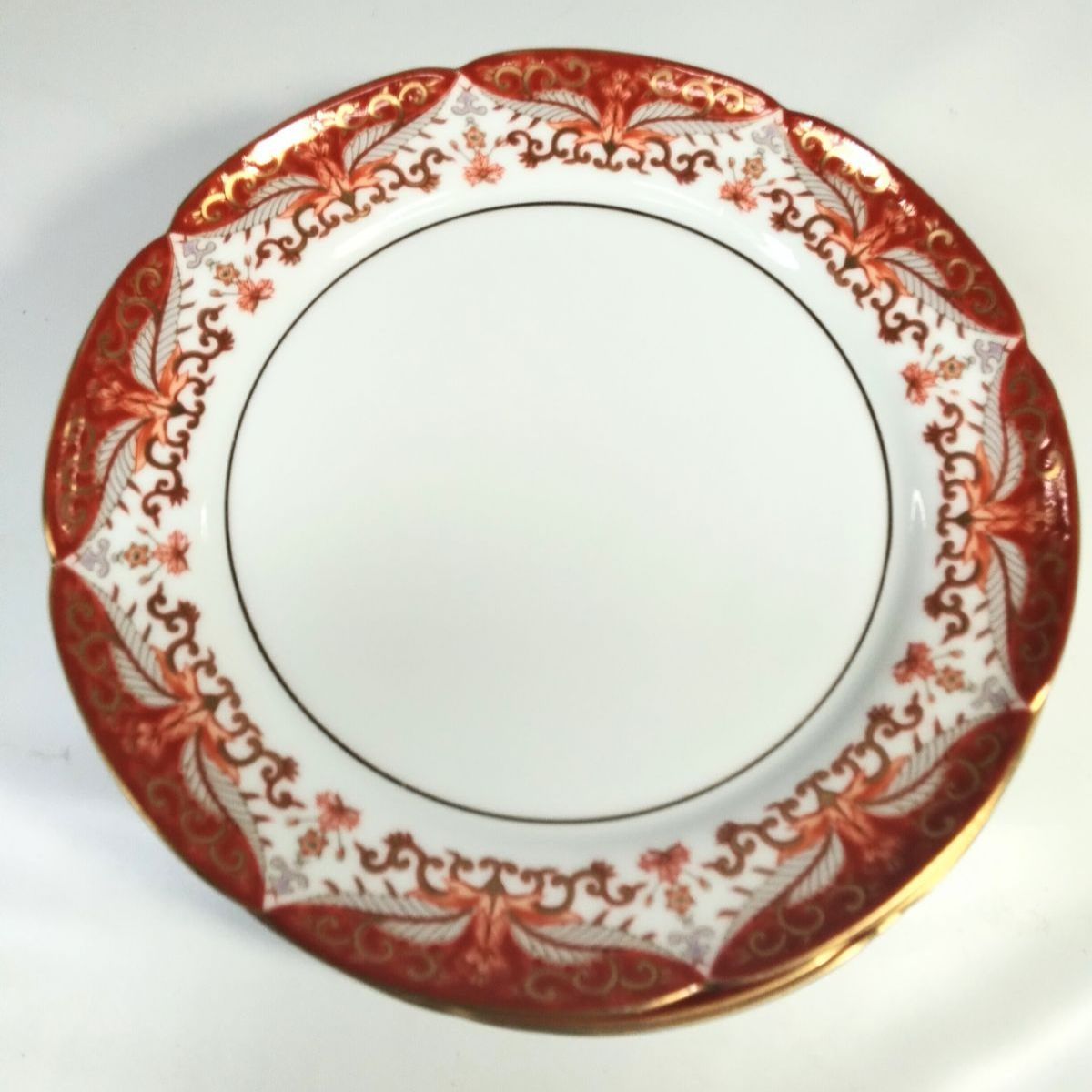 有田焼其泉作 赤濃金彩唐草