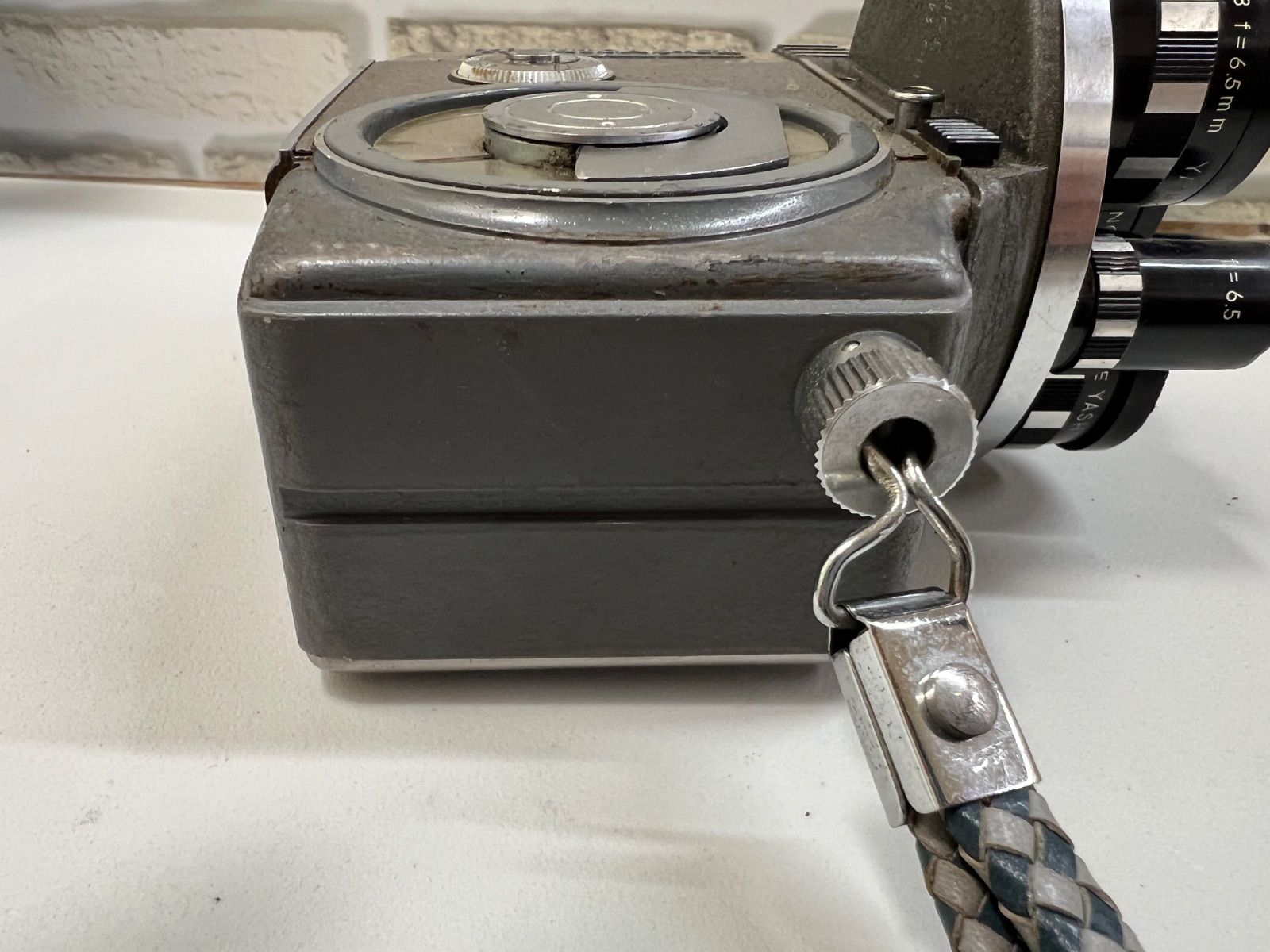 クラシックカメラ　ヤシカ O7-52】◇ YASHICA / ヤシカ 8mm カメラ YASHICA 8-EⅢ（E3） 昭和