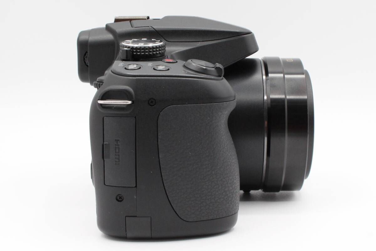 ブラック コンパクトデジタルカメラ