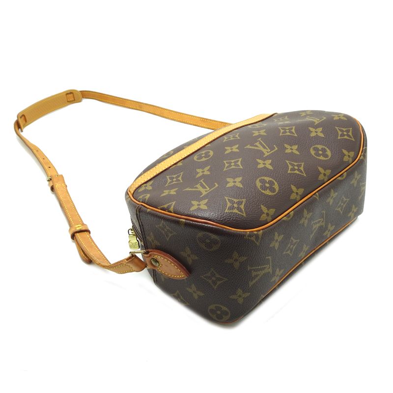 ショルダーバッグ