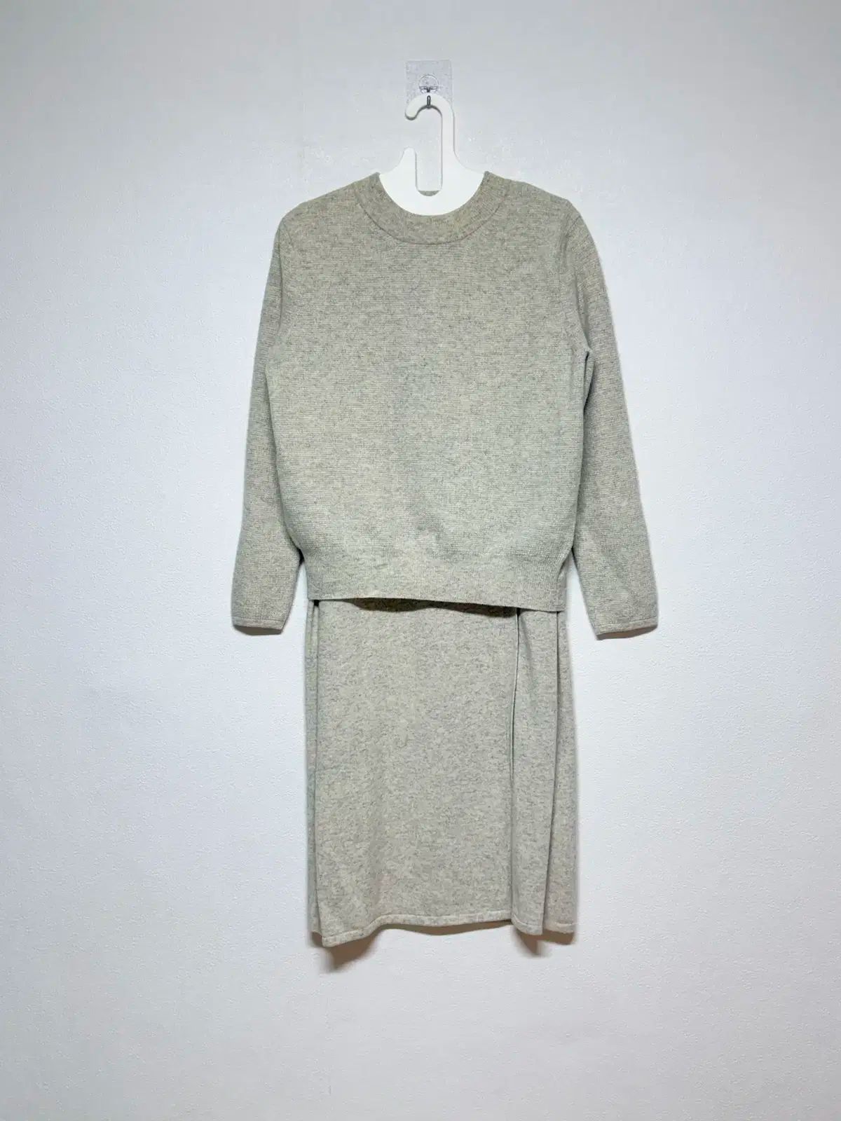 マイン カシミア ニットワンピース