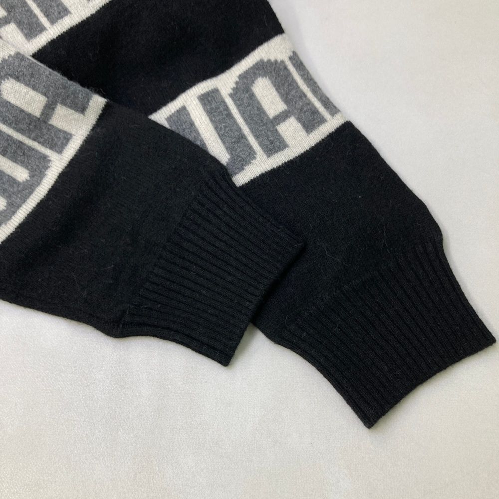 ニットセーター