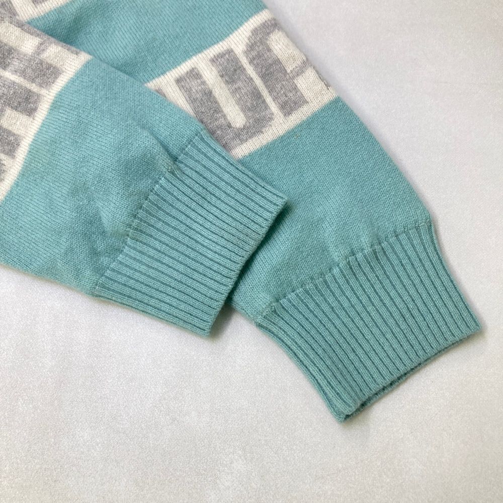 ニットセーター