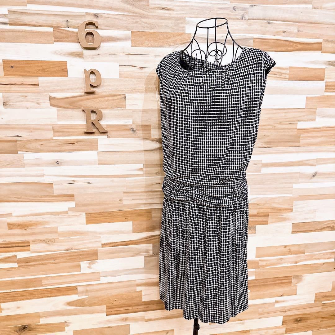 23区 イレギュラー ドット ノースリーブ ワンピース ビジネス 総柄 黒×白