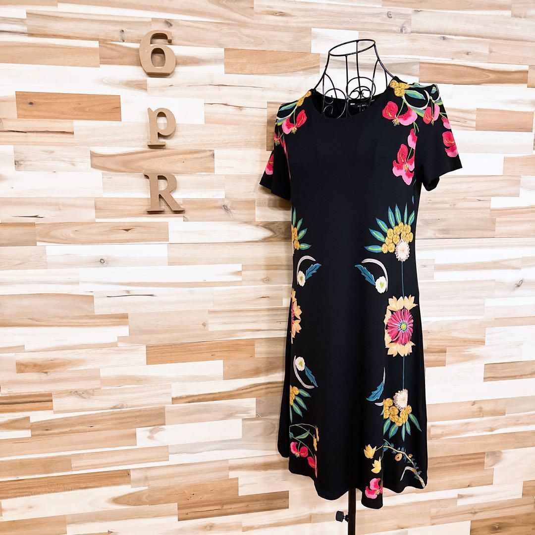 デシグアル 花柄 プリント 半袖ワンピース ビジュー装飾 XS 黒 カラフル