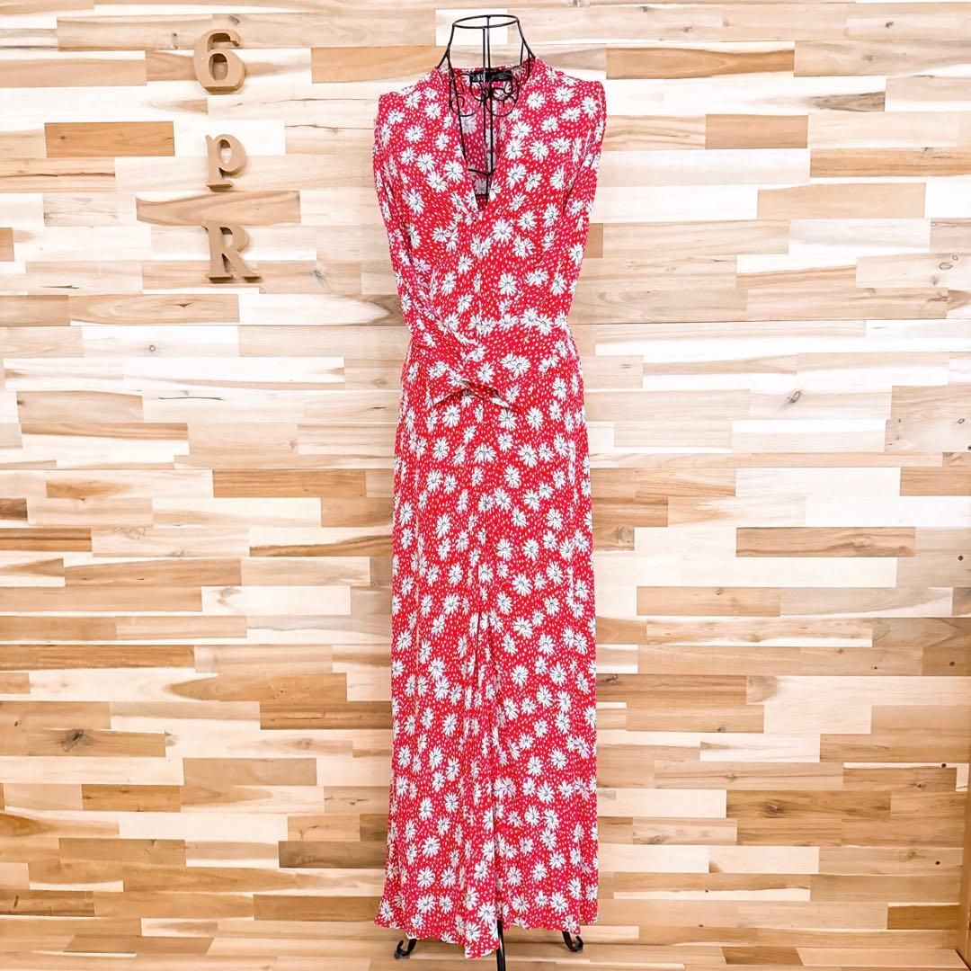 花柄アート Vネック