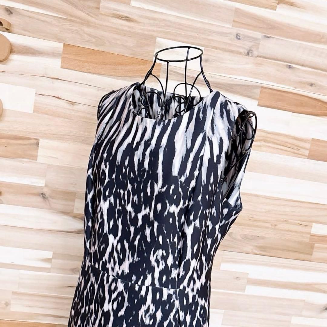 カルバンクライン アニマル ヒョウ柄レオパード ノースリーブ ワンピース 黒