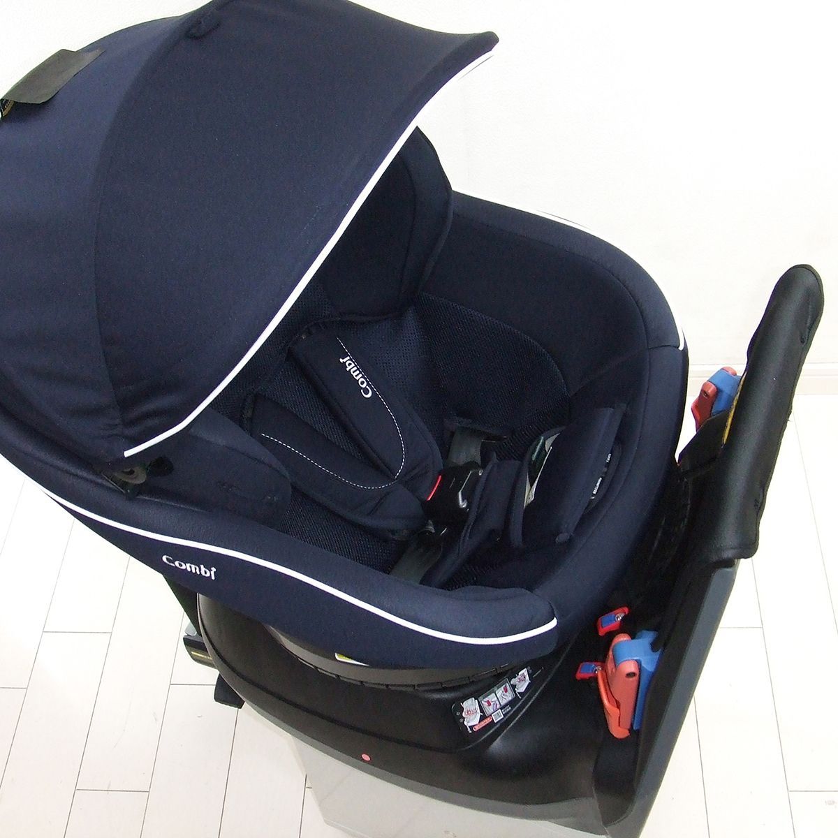 チャイルドシート コンビ