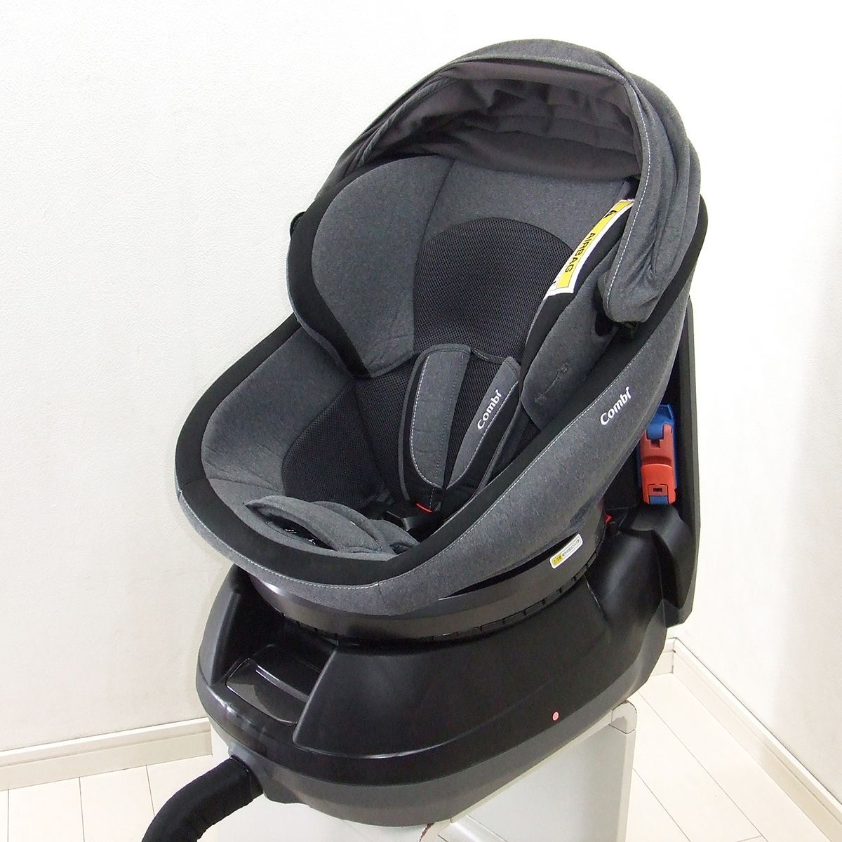 combi 4カ月から4歳